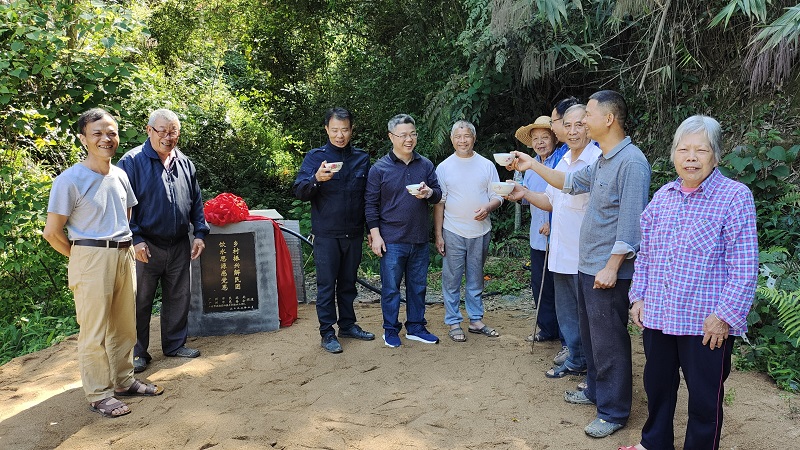 解决村民饮水难题 促进乡村振兴发展.jpg
