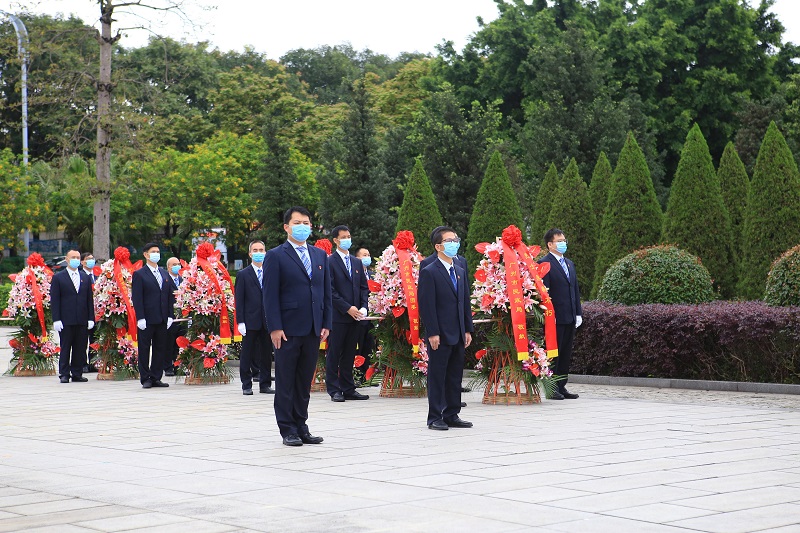 传承红色基因   坚定理想信念——银河革命公墓举办集中祭英烈活动.jpg